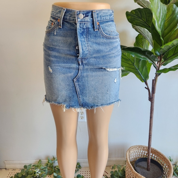 Levis Premium High Rise Denim Skirt Women Size 25 Blue Color Vacation Beach Jean - Picture 5 of 14